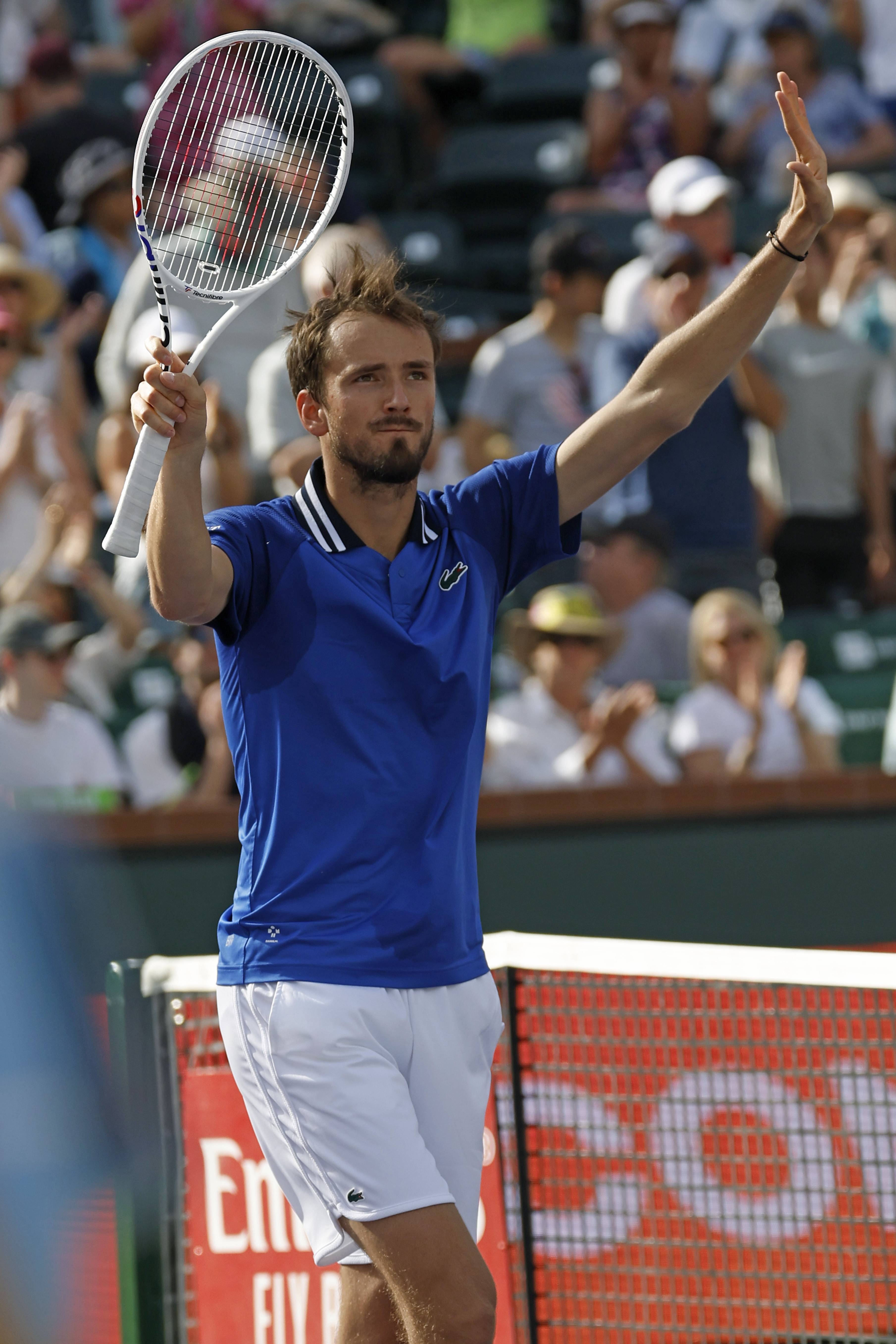 澳大利亚网球队强势世界网球队，梅德韦杰夫关键制胜的简单介绍