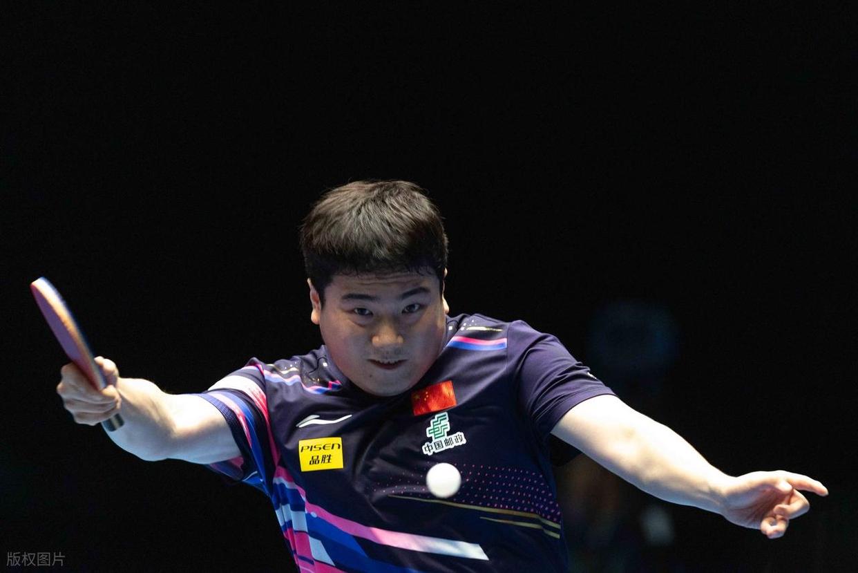 包含葡萄牙队险胜日本队，梁靖崑点燃赛场的词条