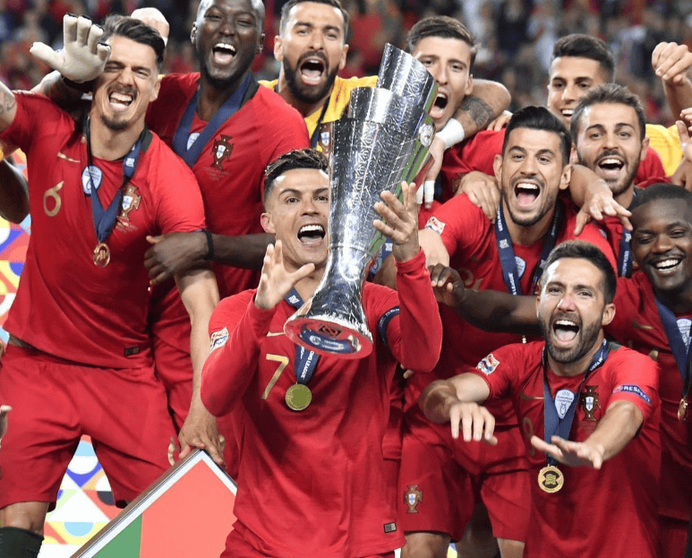 欧洲足球冠军争霸，各队实力对比激烈