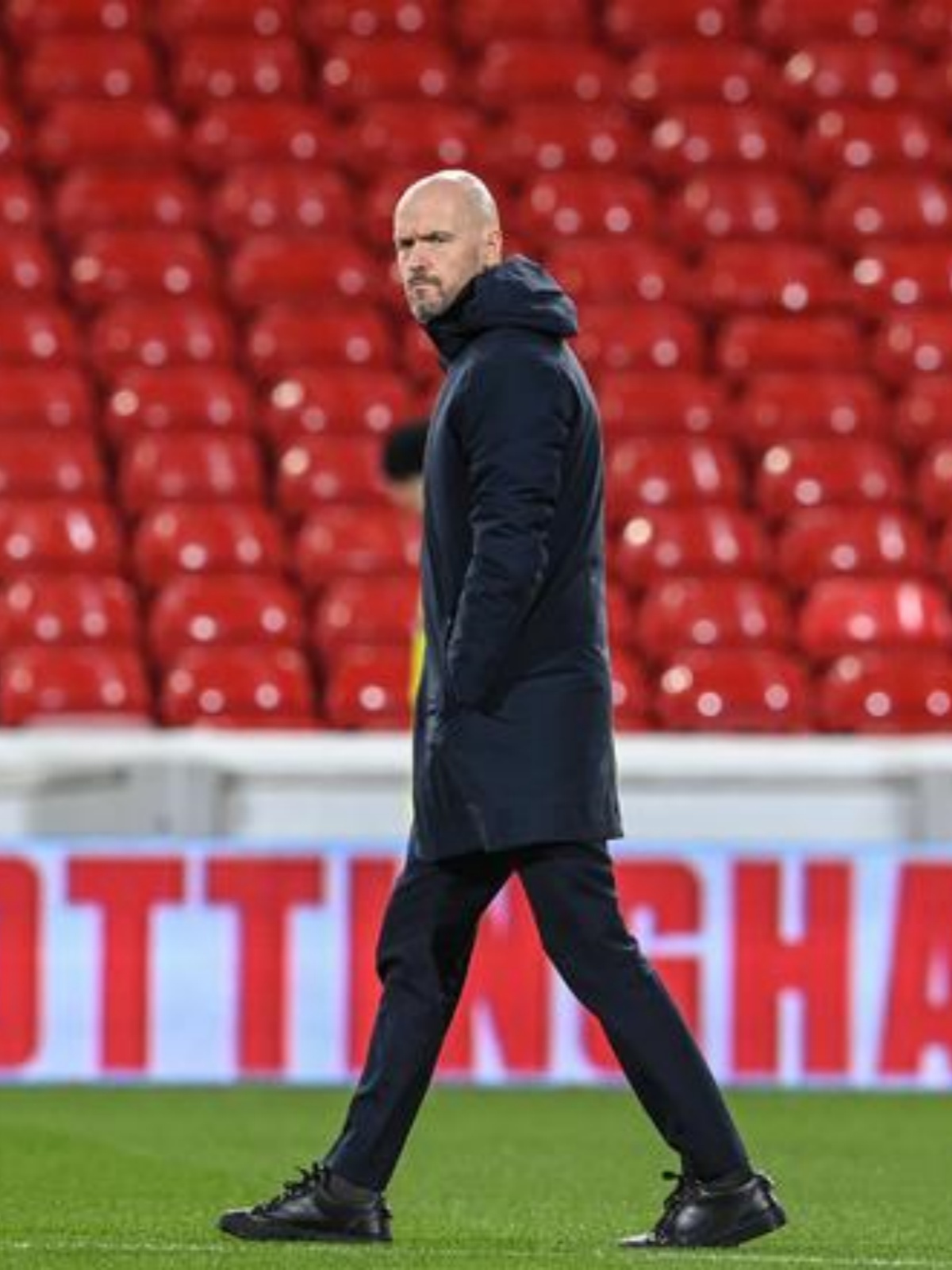 曼联客场遭遇失利距离前四更远的简单介绍