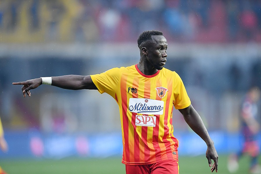 包含贝内文托主场告捷,保级前景大好的词条 包含贝内文托主场告捷,保级前景大好的词条