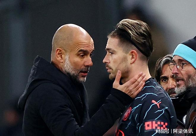 包含曼联横扫克罗地亚，格拉利什统治全场的词条