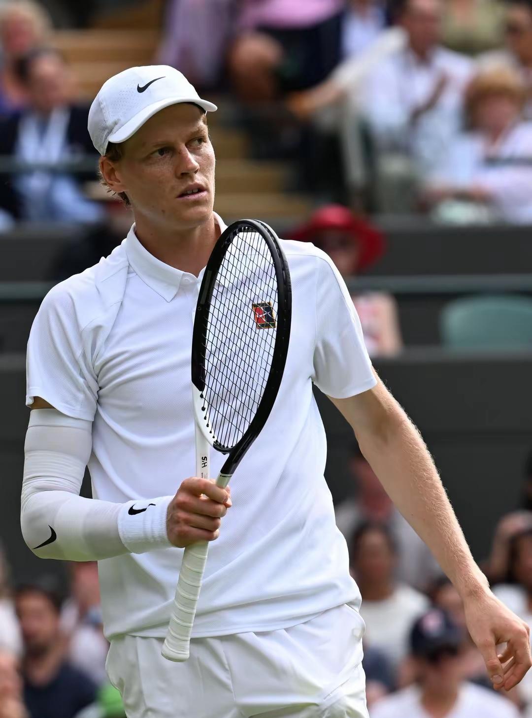 英国网球队血洗欧洲网球队，瓦林卡三分雨点燃全场的简单介绍