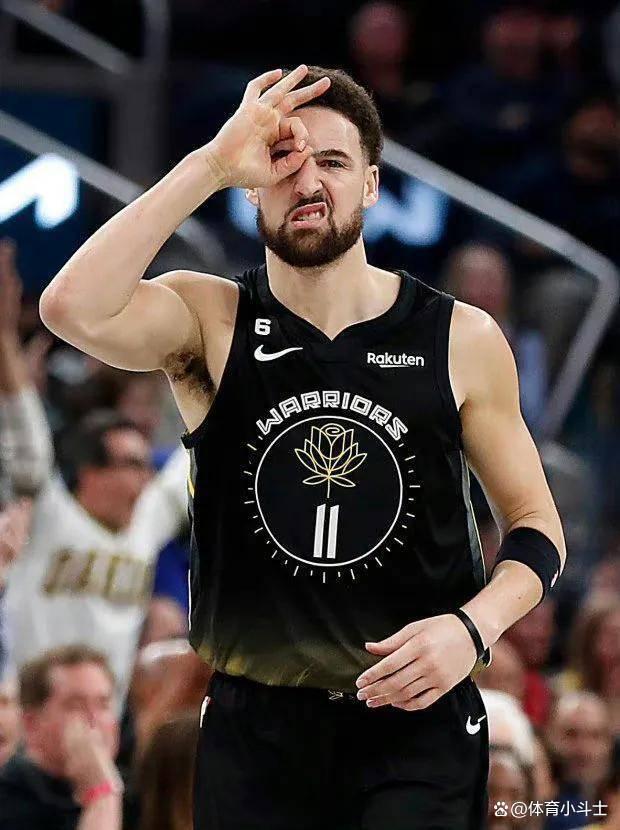 包含火箭翻盘步行者，萨姆·米切尔惊艳世界的词条