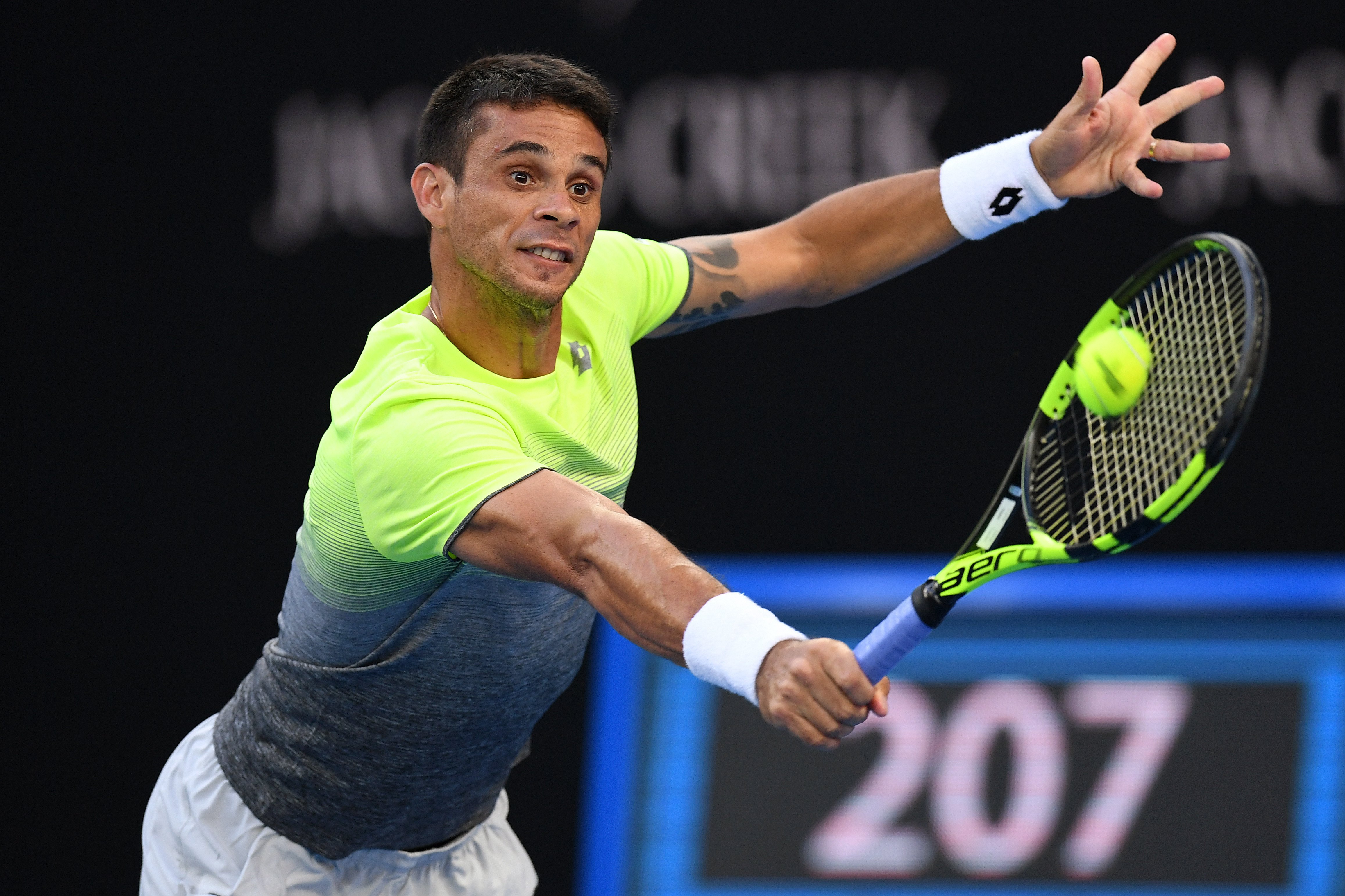 关于世界网球队绝杀意大利网球队，克耶高斯关键制胜的信息