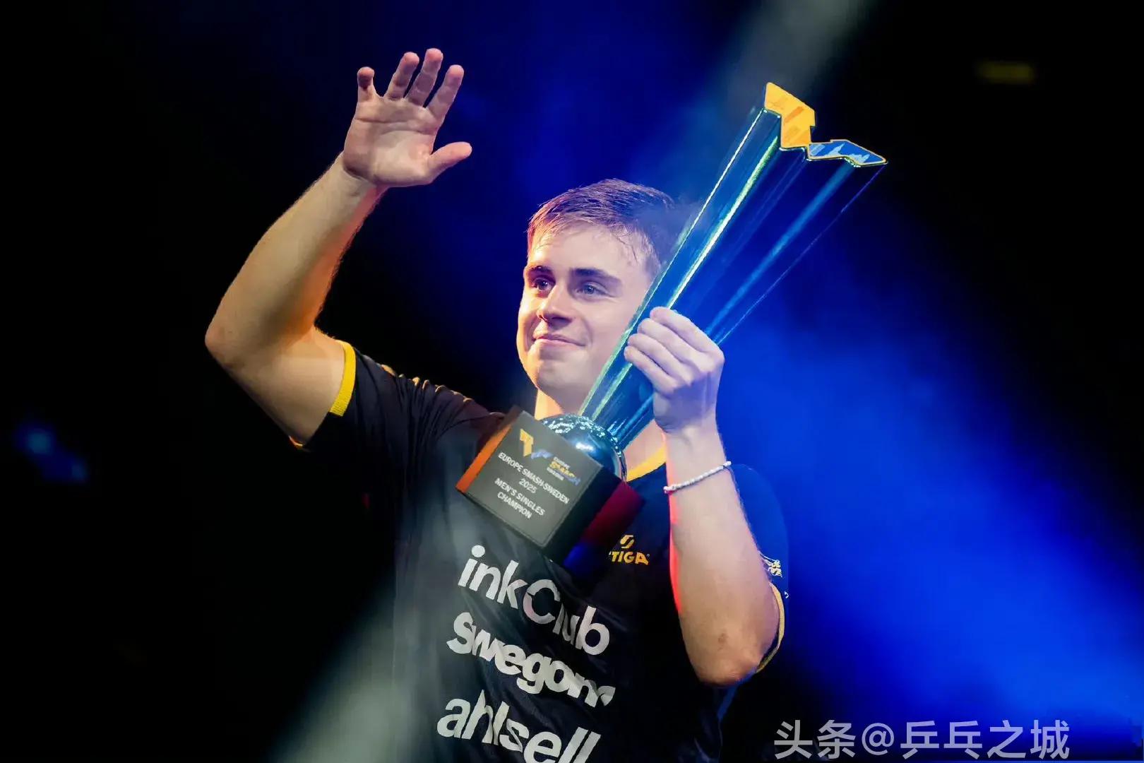 关于瑞典乒乓球队险胜日本乒乓球队，奥恰洛夫绝境逆转的信息